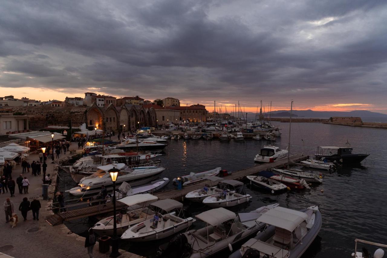 Destino Home Overlooking The Venetian Port Of Chania Chania  Luaran gambar