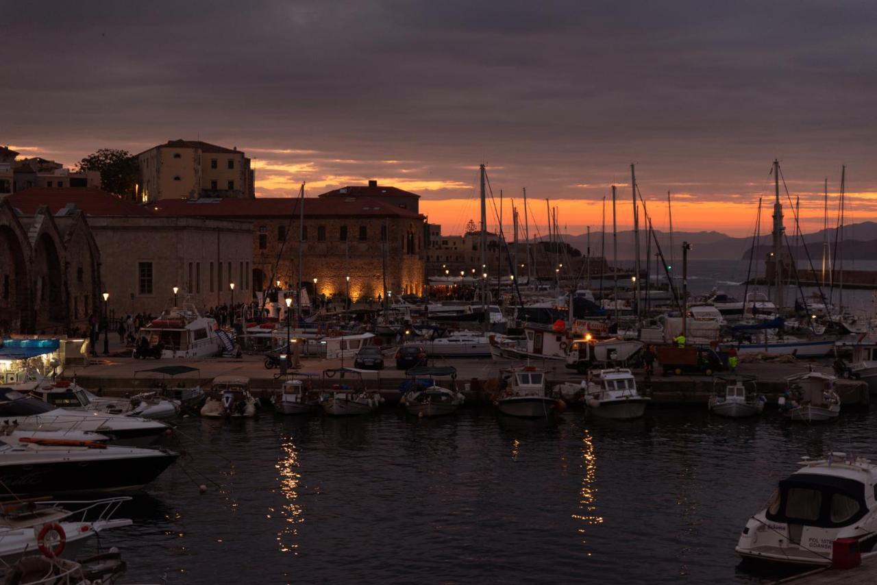 Destino Home Overlooking The Venetian Port Of Chania Chania  Luaran gambar