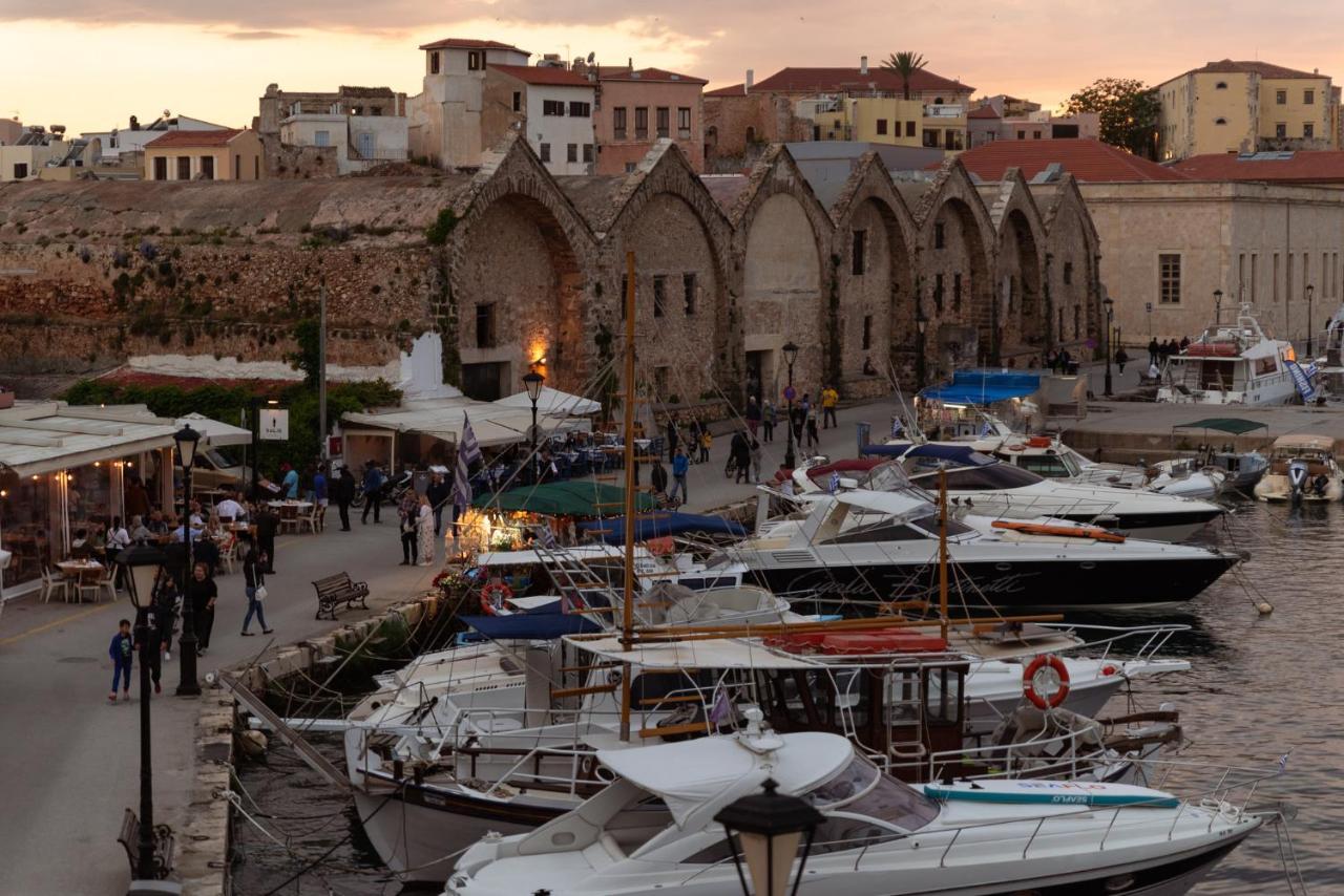 Destino Home Overlooking The Venetian Port Of Chania Chania  Luaran gambar
