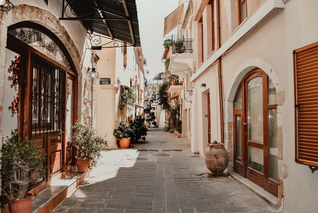 Destino Home Overlooking The Venetian Port Of Chania Chania  Luaran gambar