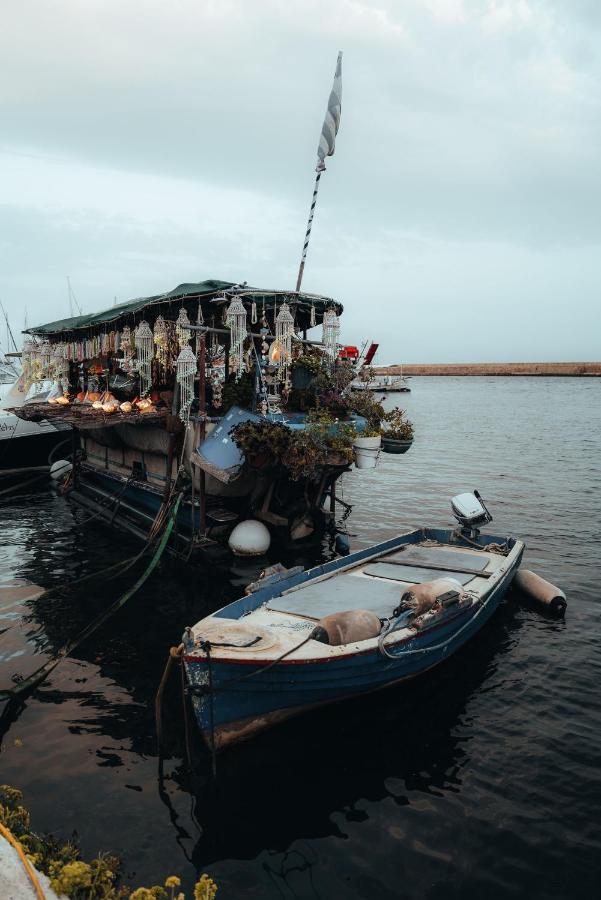 Destino Home Overlooking The Venetian Port Of Chania Chania  Luaran gambar